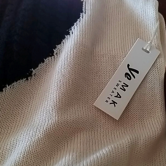 BOGO SALE🛍 ❤Cosy Sweetheart Sweater - Picture 10 of 12